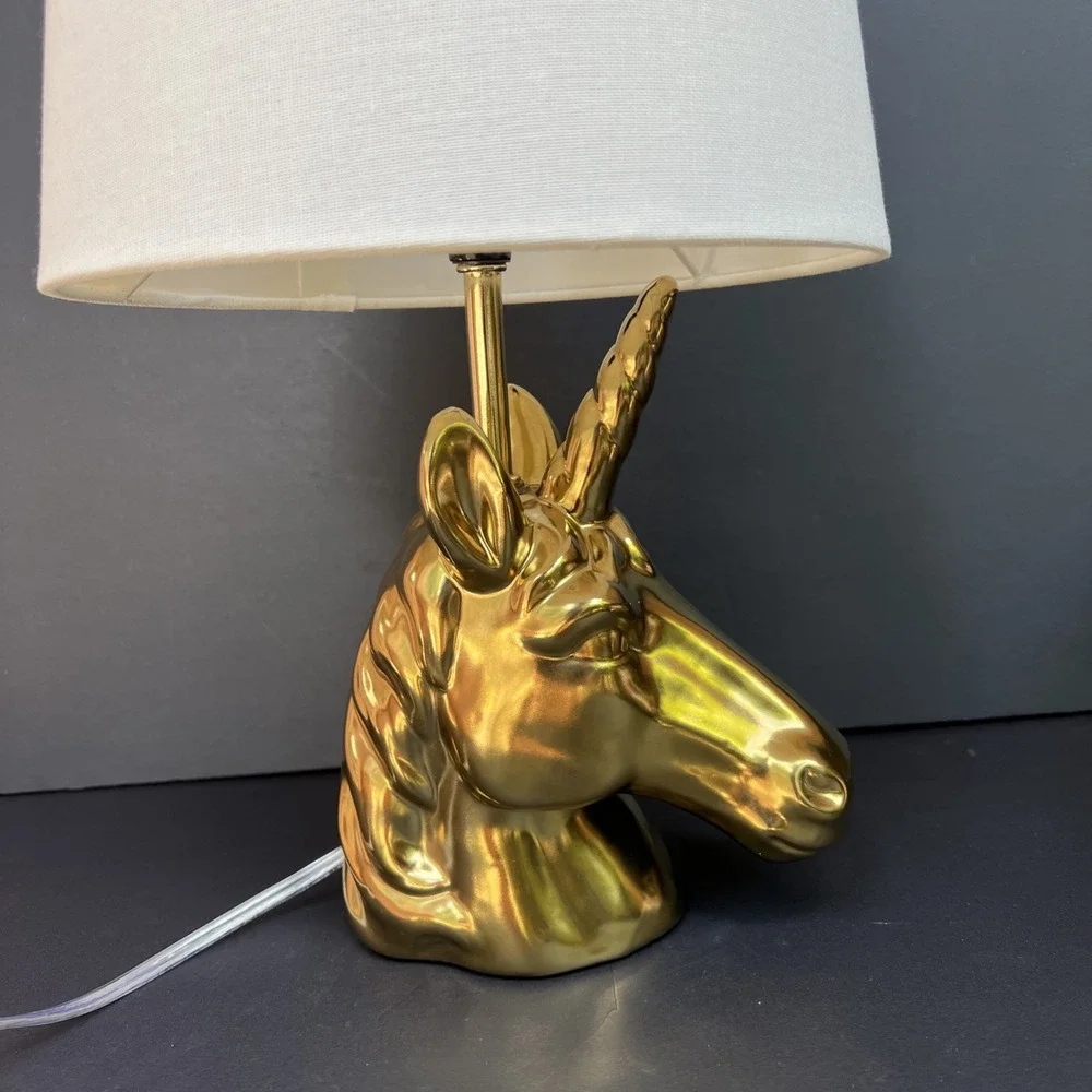 Gold Unicorn Head Table Lamp 17